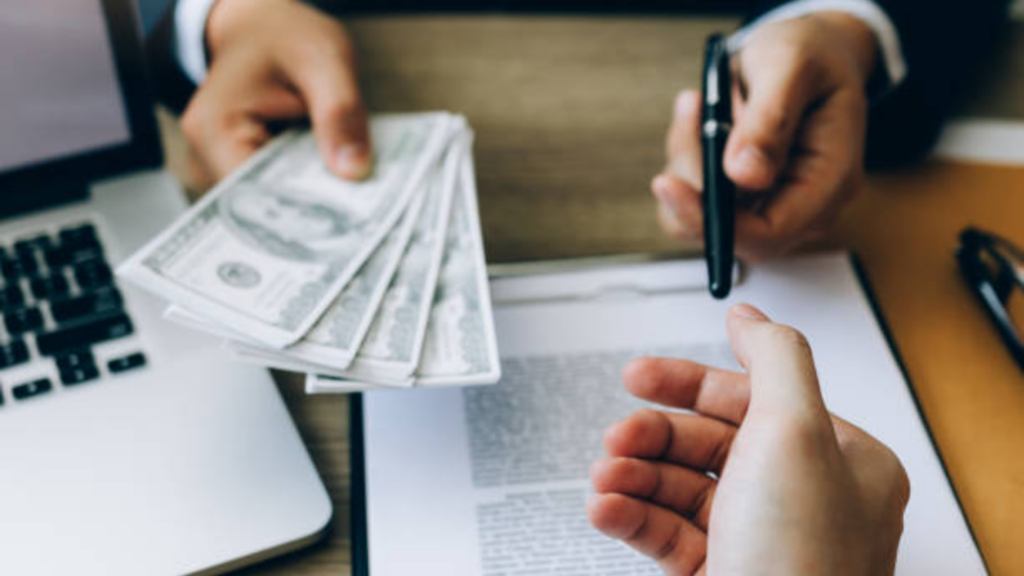 Préstamos personales o tarjetas de crédito ¿Cuál es la mejor opción para ti?