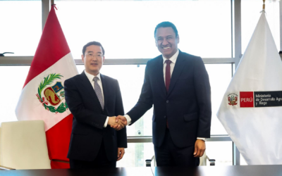 Perú y China Firman Acuerdo para Avanzar en el Comercio Bilateral