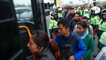 Paro de transportistas en Lima genera pérdidas diarias superiores a S/ 230 millones