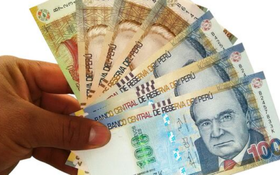 ASBANC: Tres de Cada Cinco Peruanos en Zonas Urbanas Gastan Más de lo que Ganan