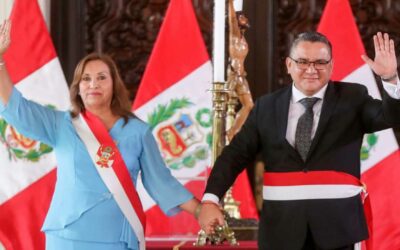 Dina Boluarte Defiende la Permanencia de Juan José Santiváñez en el Ministerio del Interior
