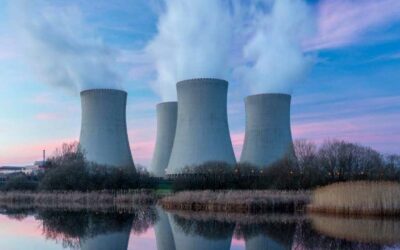 Gigantes tecnológicos invierten miles de millones en energía nuclear para sostener su infraestructura de IA y centros de datos