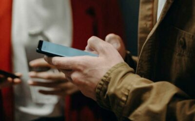 Nomofobia en Perú: El 50% de los Peruanos Siente Ansiedad Sin su Smartphone