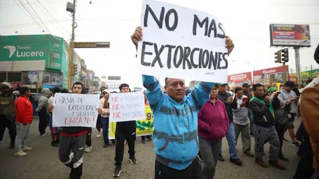 Paro de Transportistas y la Inseguridad en Perú: Impacto Profundo en la Economía