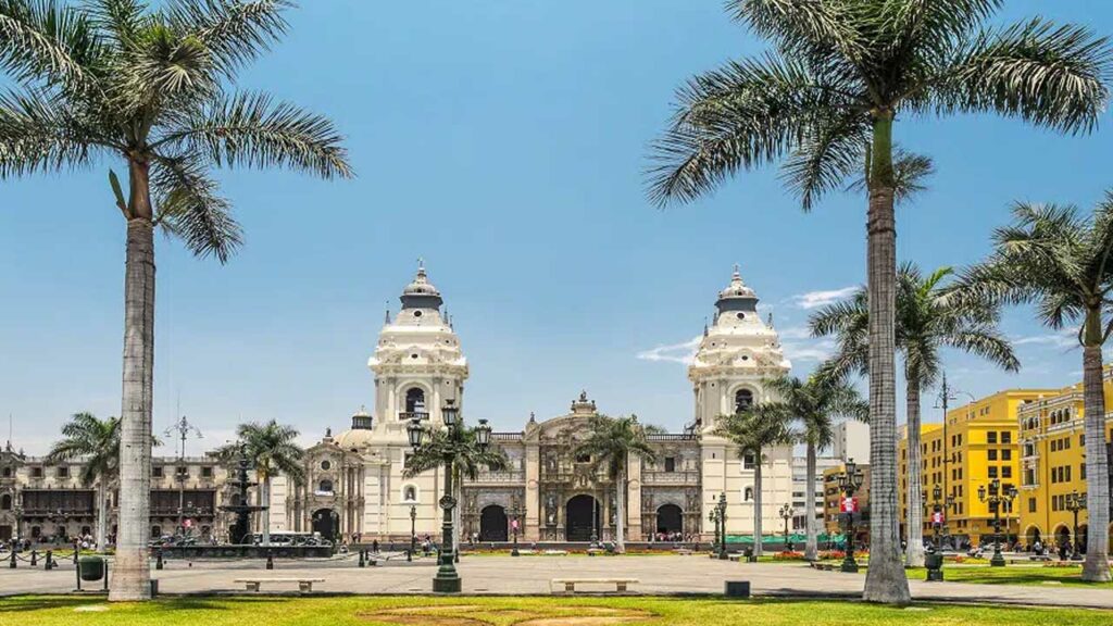 ¿Por qué Perú es Atractivo para la Inversión Internacional? Expertos y Contexto Europeo