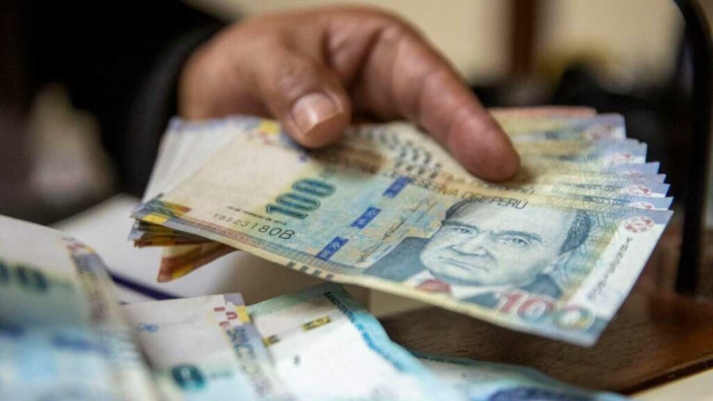 Gratificación diciembre 2024: ¿Te corresponde? Descubre plazos, montos y sanciones en Perú