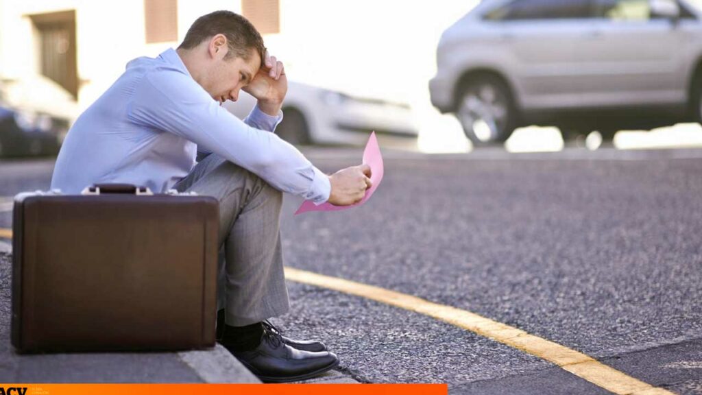 Las 3 carreras universitarias con peores sueldos en Perú: análisis del mercado laboral