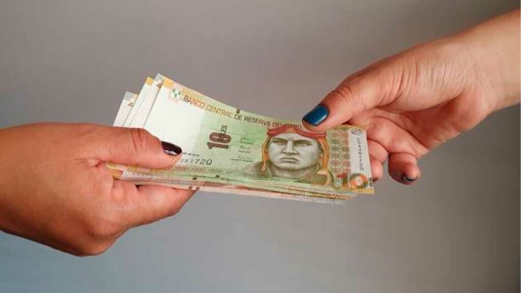 Perú: El Segundo País en la Región con Mayor Porcentaje de Trabajadores Mal Pagados