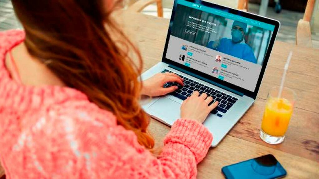 Perú establece edad máxima para trabajar en el sector público: Ley N.º 32199 entra en vigencia en 2025