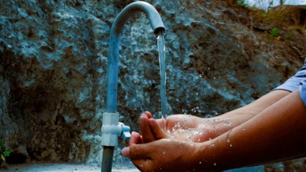 Desafío 2025: Solo 1 de Cada 5 Hogares en Sierra y Selva con Agua Potable