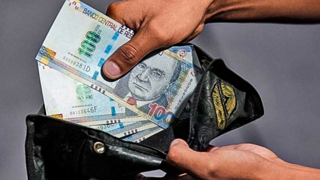 Nuevo Salario Nocturno en Perú 2025: Impacto del Aumento de la RMV