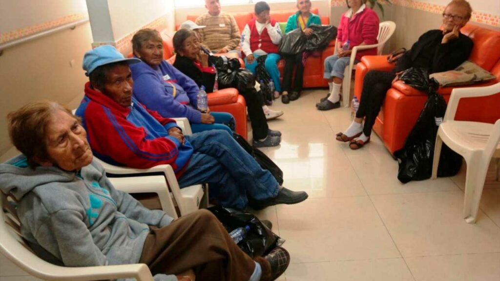 Propuesta del Congreso: Beneficios económicos para adultos mayores en Perú