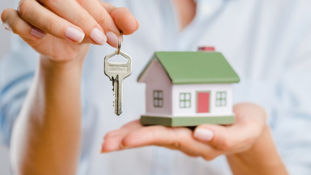 ¿Cómo saber quién es el dueño de una casa que quiero comprar en Perú?
