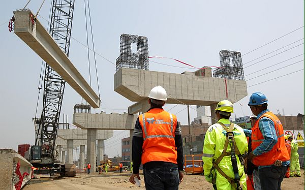 Perú Prevé Superar los 15,800 Millones de Dólares en Proyectos de Infraestructura para 2025-2026