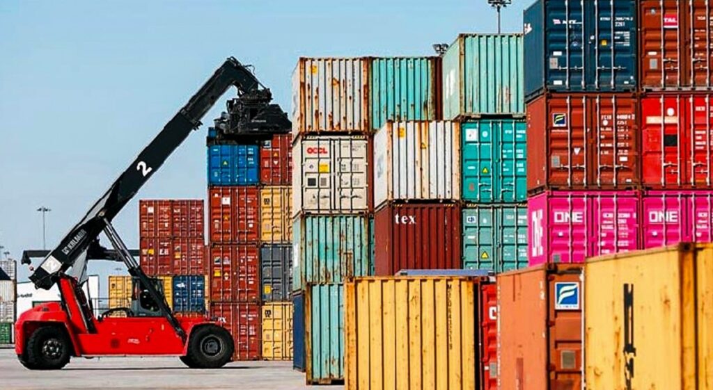 Crecimiento de las exportaciones peruanas hasta agosto de 2024: Un impulso clave para la economía